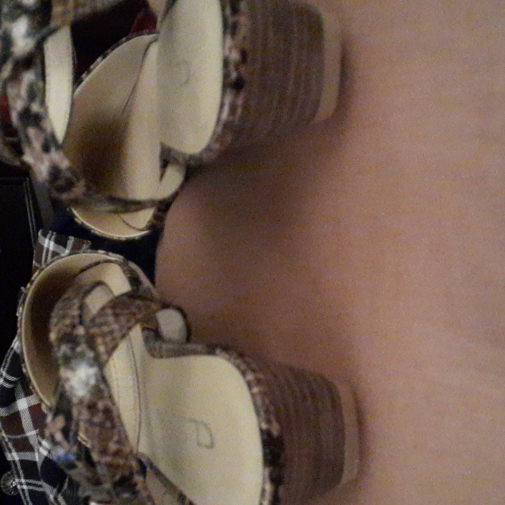 Brand new leopard cling back shoes
